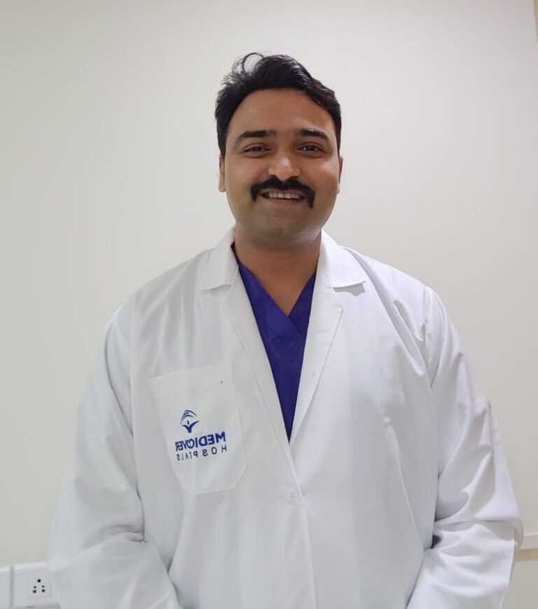 Dr Mayur Dalvi-Urologist | Medintu